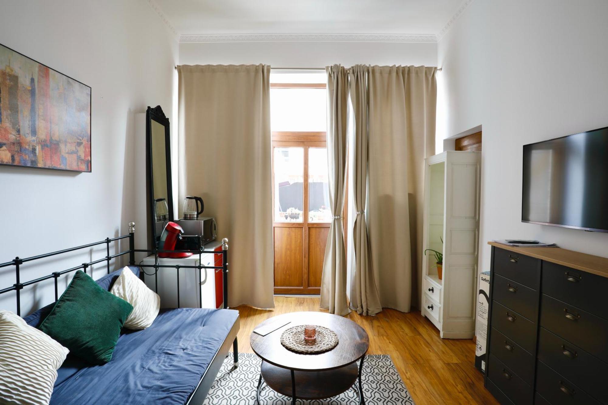 Kronberg Apartment *